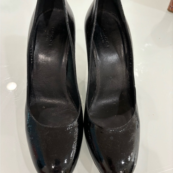 Gucci patent leather wedges - Picture 2 of 3